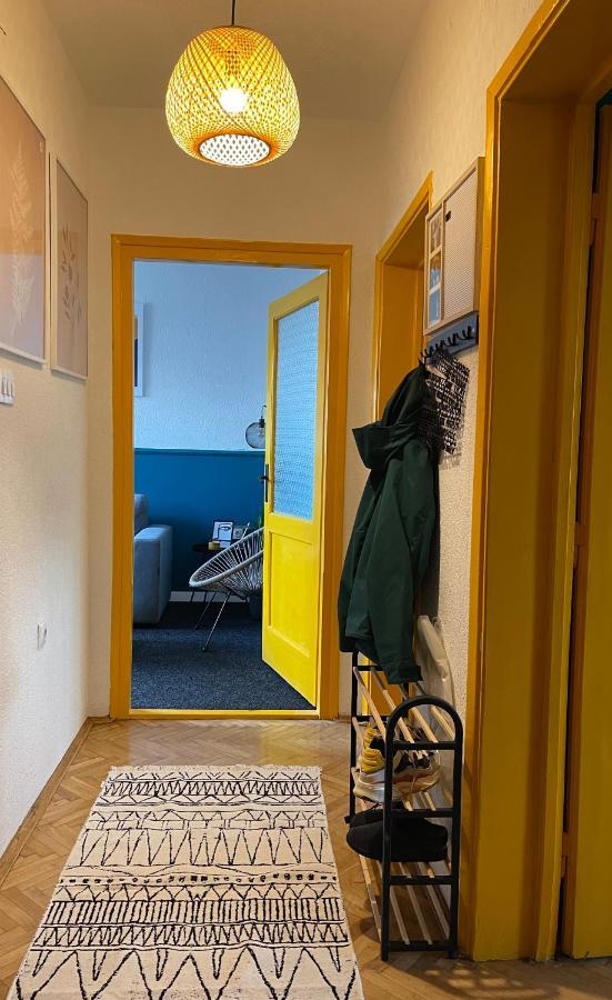 Cozy Bright Central Prishtinë Ngoại thất bức ảnh