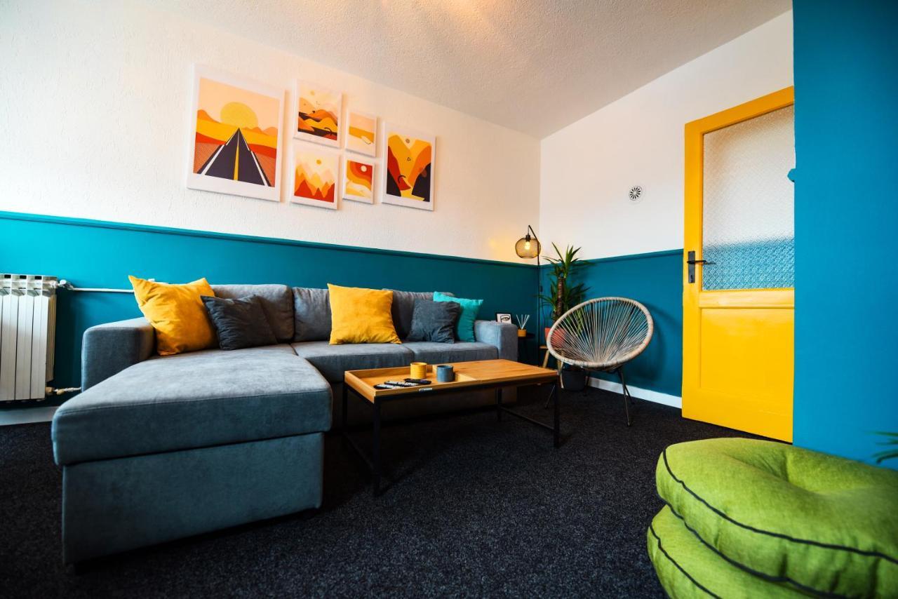 Cozy Bright Central Prishtinë Ngoại thất bức ảnh